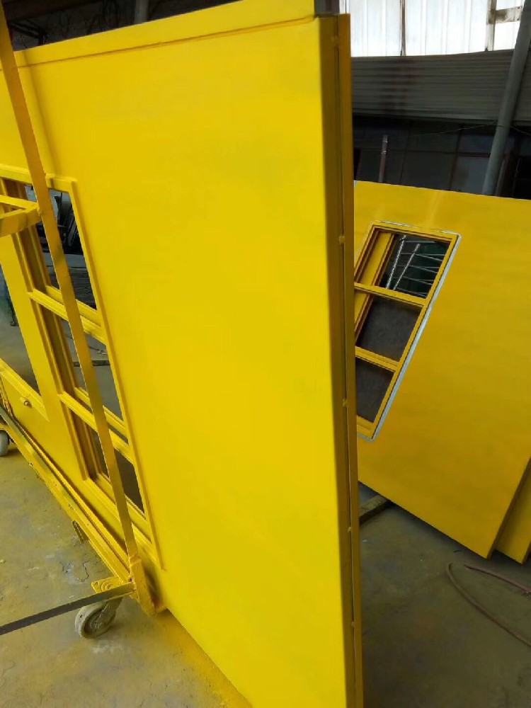 刷新保護(hù)新選擇：醇酸防銹漆，讓金屬煥發(fā)新生