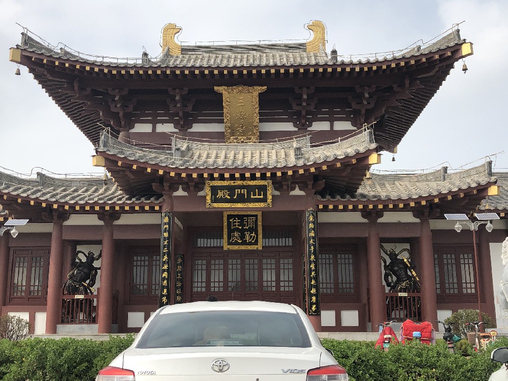 歷史文化遺產的守護者：晨虹醇酸底漆的刷新與維護之道