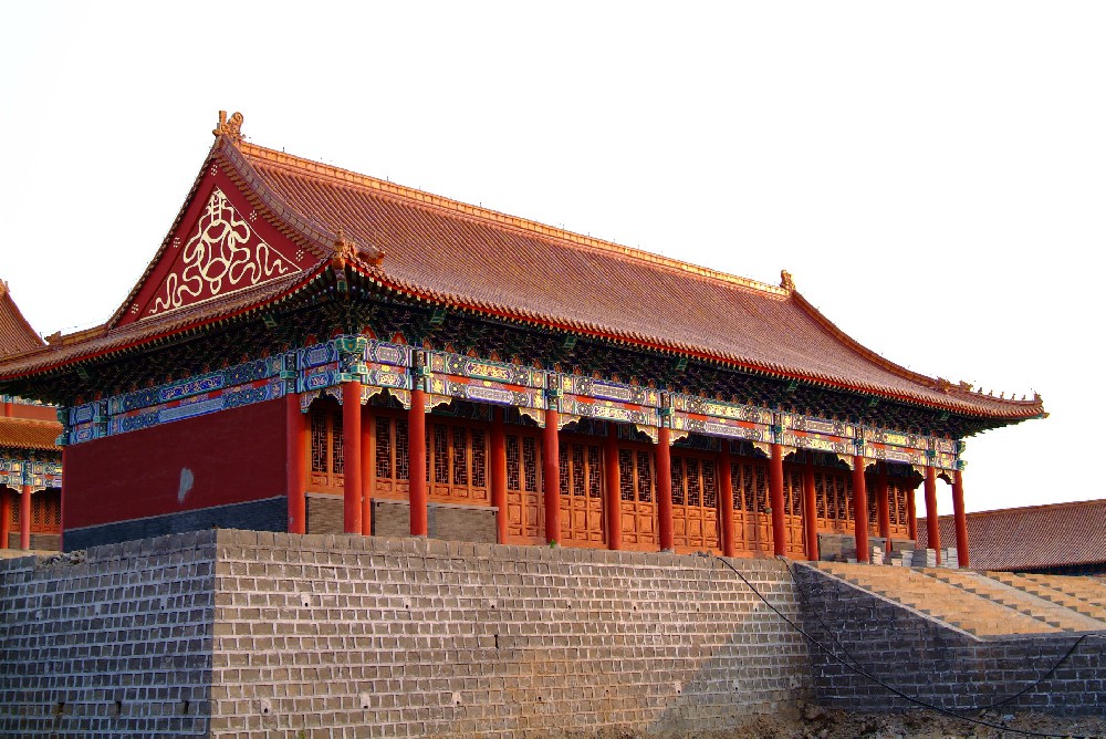 仿古建筑刷新之選：醇酸防銹漆的創新應用