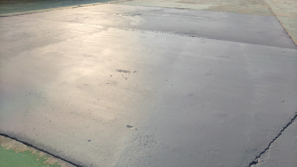 重塑水泥面，煥發新顏：專為刷新維護設計的醇酸改裝汽車漆方案