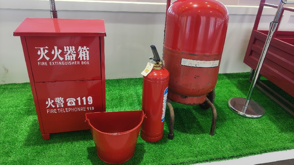 守護安全色彩，醇酸清漆為公安消防設備添彩