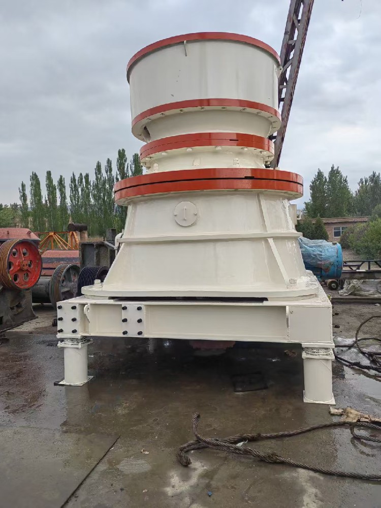 機械設(shè)備維護新選擇，晨虹醇酸專用汽車漆助力高效運行